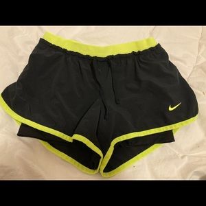 Nike running shorts size xs